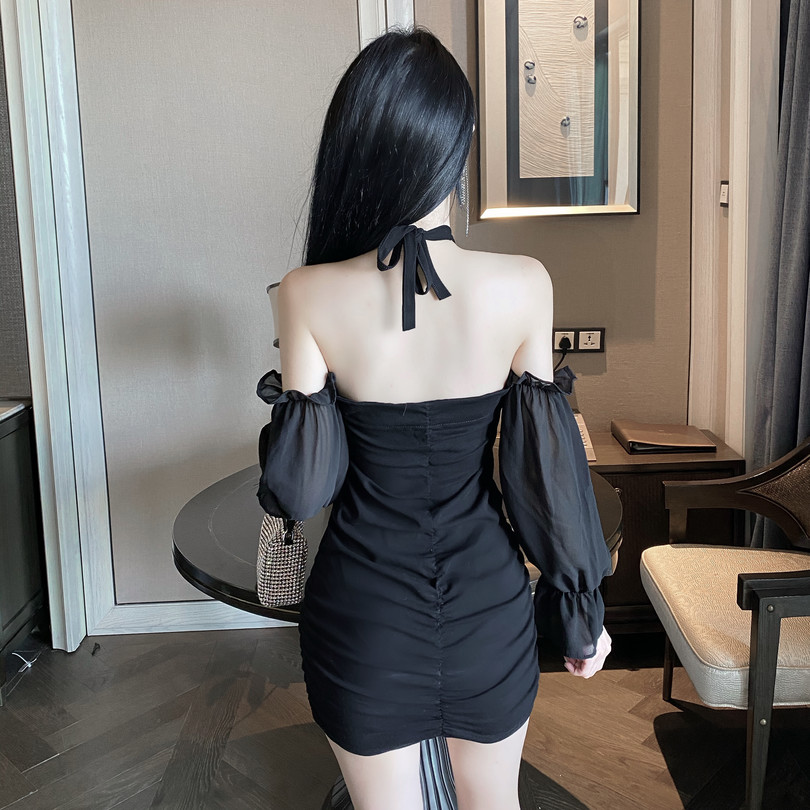 Váy body dài tay trong suốt