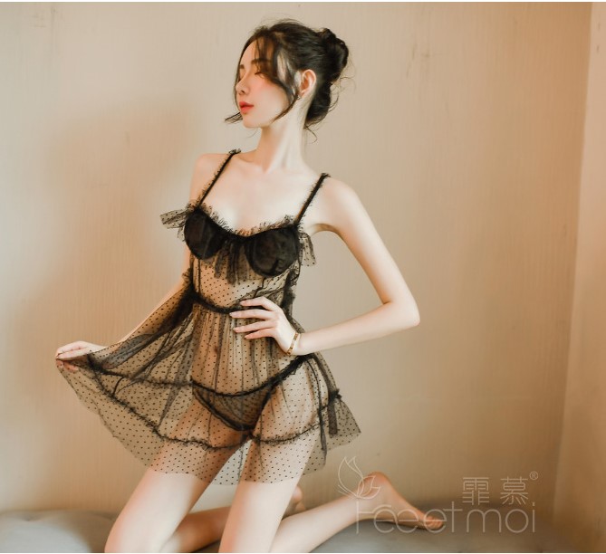 Váy ngủ chấm bi xuyên thấu