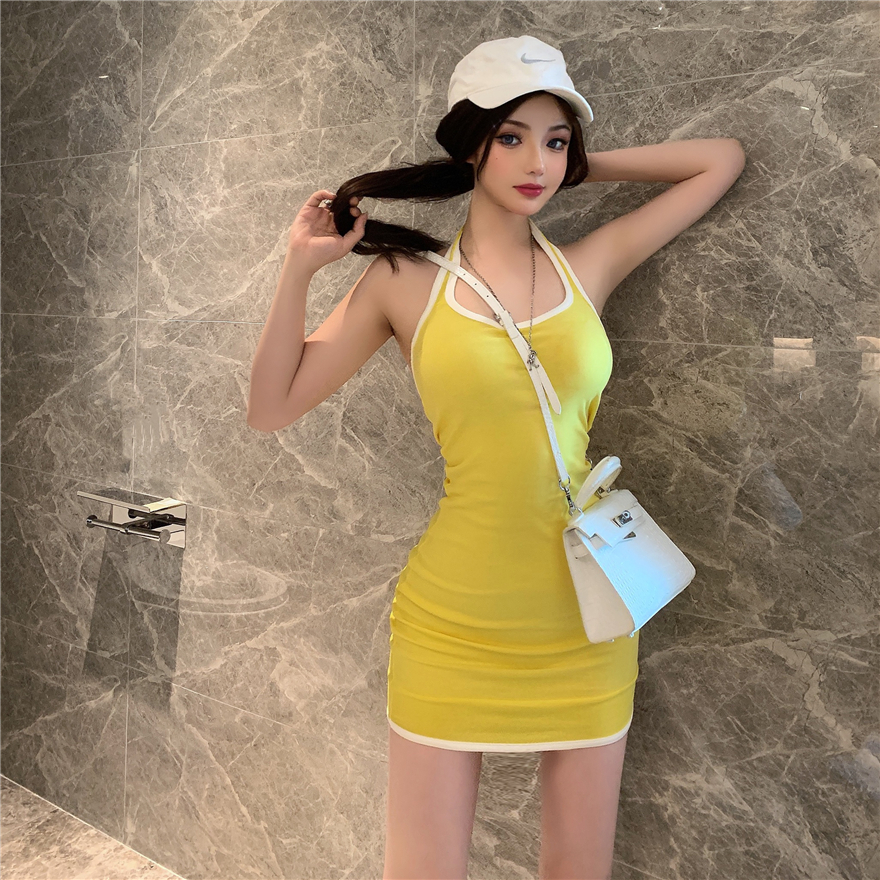 Set váy thể thao kèm choàng body