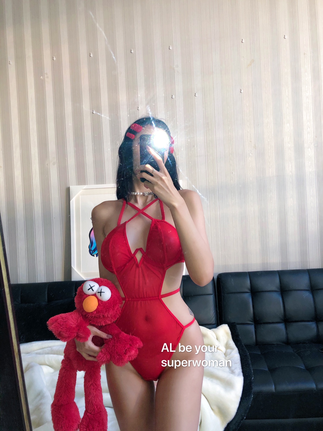 Bodysuit khoét eo gọng ngực nhiều dây đỏ
