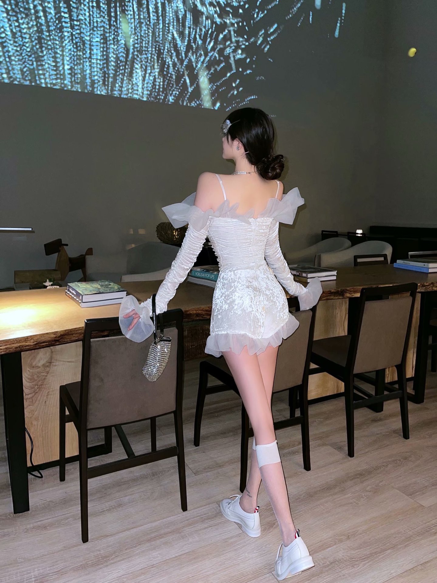 Jumpsuit Jenny nhung trắng dài tay