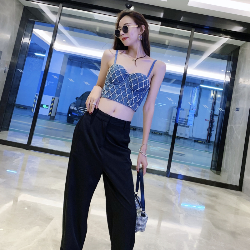 Áo Croptop bò đính đá