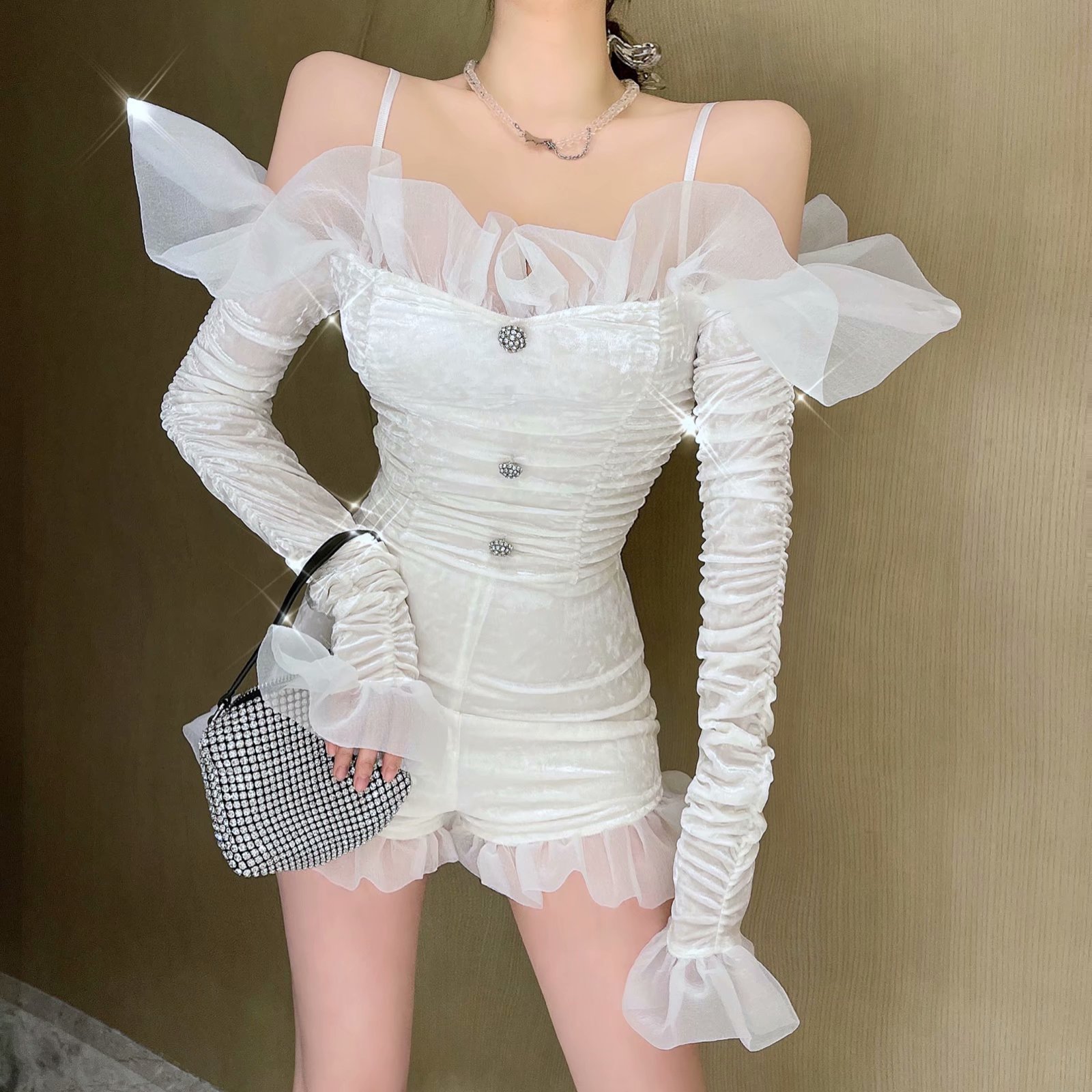 Jumpsuit Jenny nhung trắng dài tay