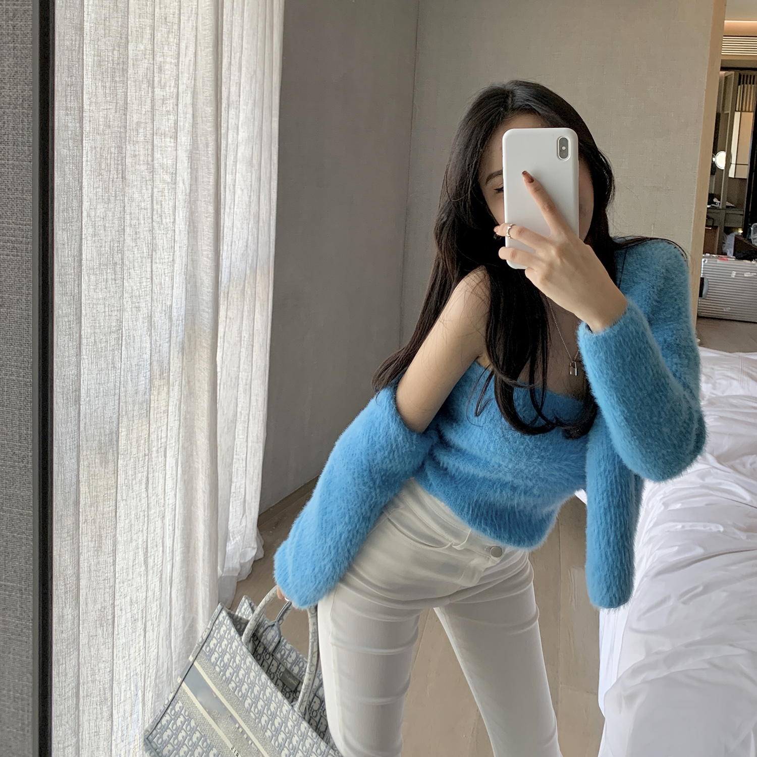 Áo Croptop kèm áo khoác len xanh hồng