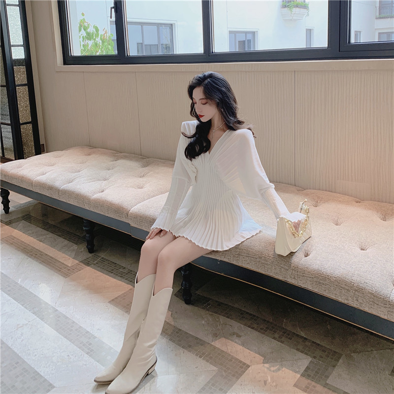 Váy xòe xếp li tay dài tiểu thư điệu đà