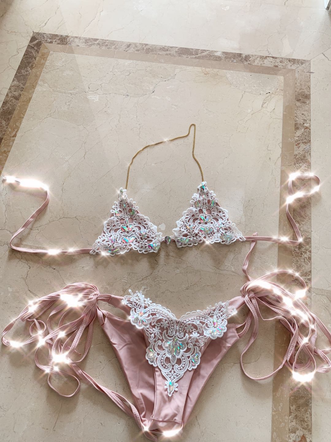 bikini 2 mảnh dây ngọc