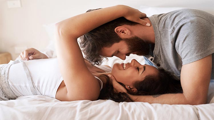 Tình dục chiếm bao nhiêu % trong hôn nhân? Thế nào là đủ để hạnh phúc bền lâu?