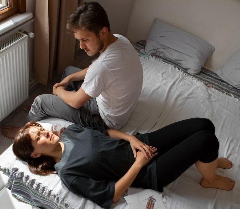 Khi “Yêu” Bị Đau – Dấu Hiệu Cảnh Báo Cơ Thể Đang Cần Được Quan Tâm