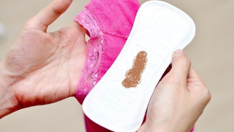 Huyết Trắng Ở Phụ Nữ: Dấu Hiệu Sinh Lý Bình Thường Hay Cảnh Báo Bệnh?