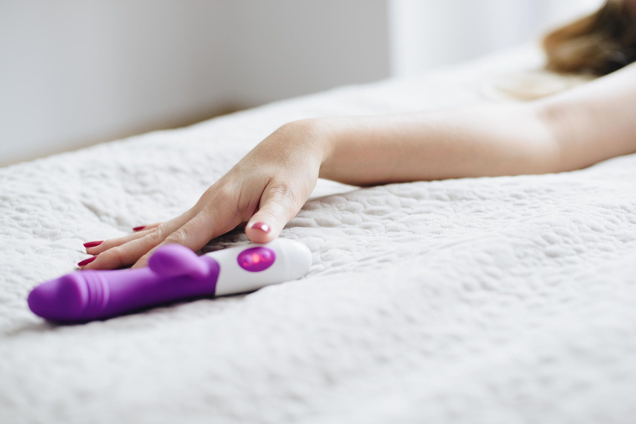 Mua máy kích dục cho nữ – Đừng để sự tò mò khiến bạn chọn sai