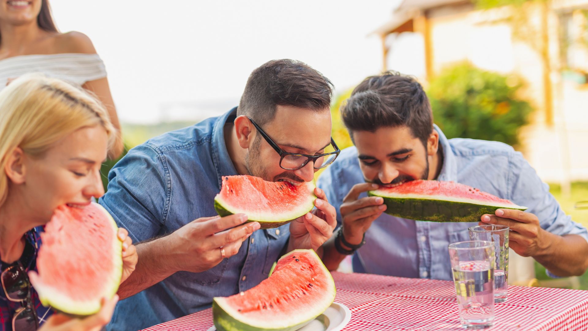 Tác Dụng Của Dưa Hấu Đối Với Đàn Ông Sẽ Khiến Bạn Bất Ngờ