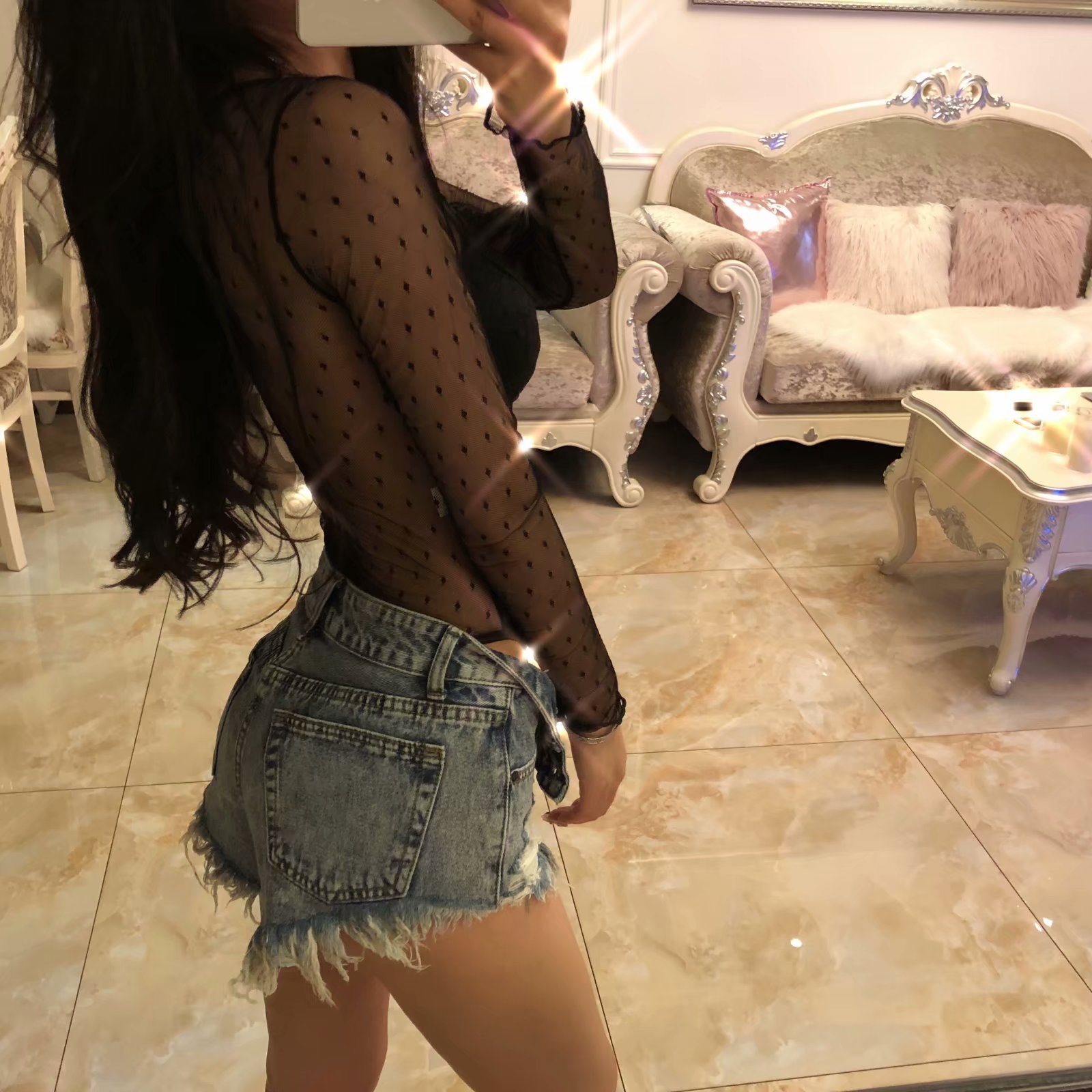 Bodysuit chấm bi tay dài