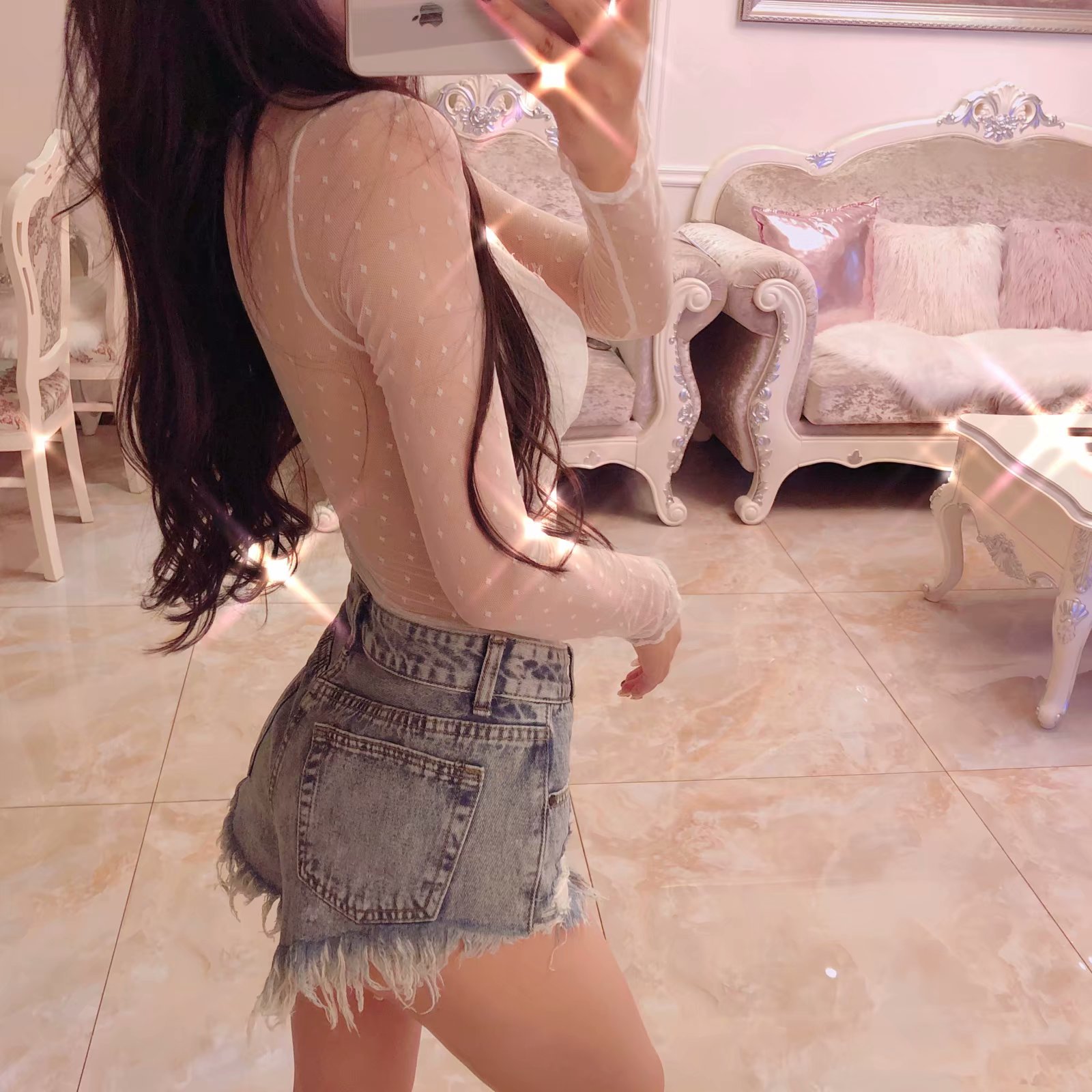 Bodysuit chấm bi tay dài