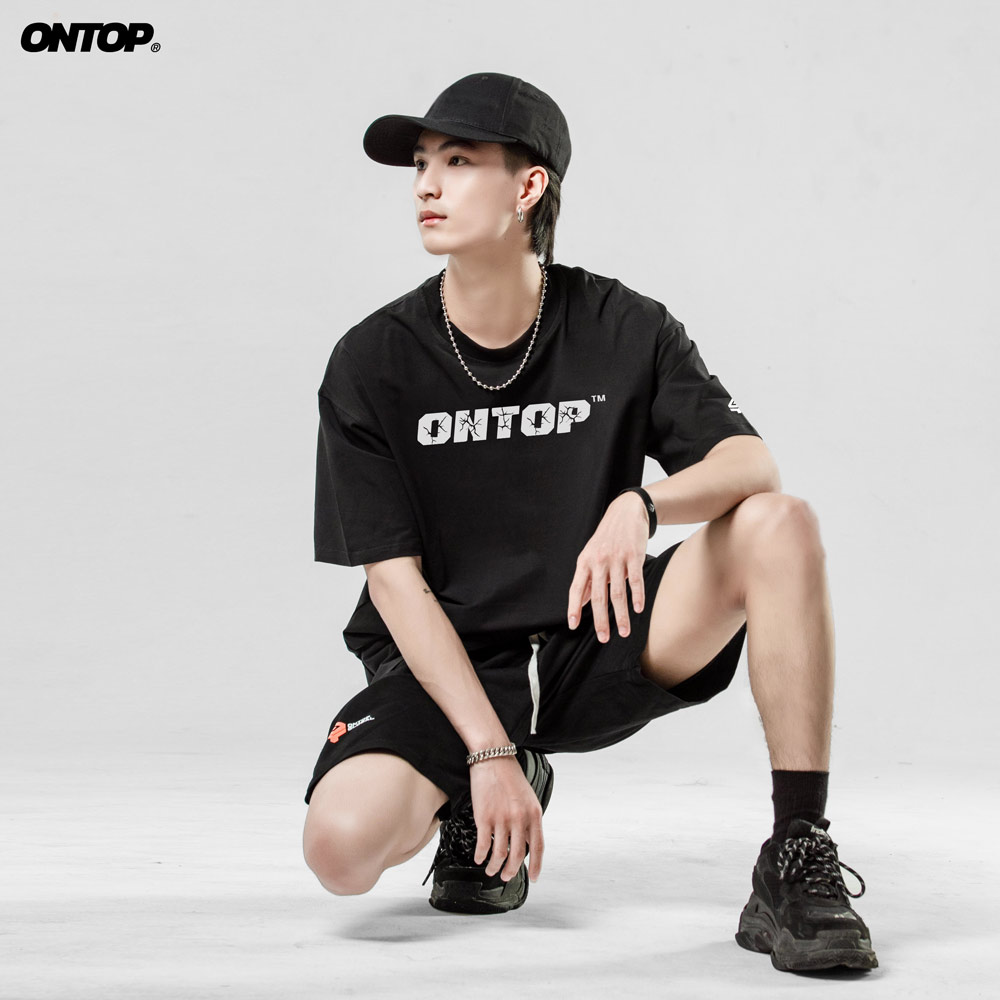 BÍ QUYẾT BIẾN TẤU STYLE VỚI ÁO THUN LOCAL BRAND MÀU ĐEN ĐẸP CHUẨN