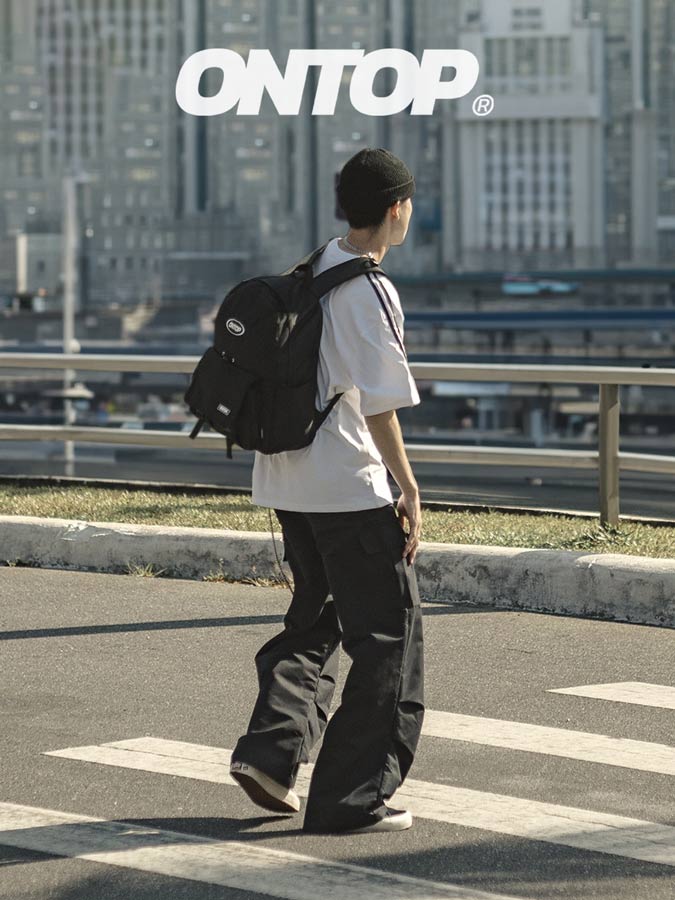 Balo đi học màu đen ONTOP