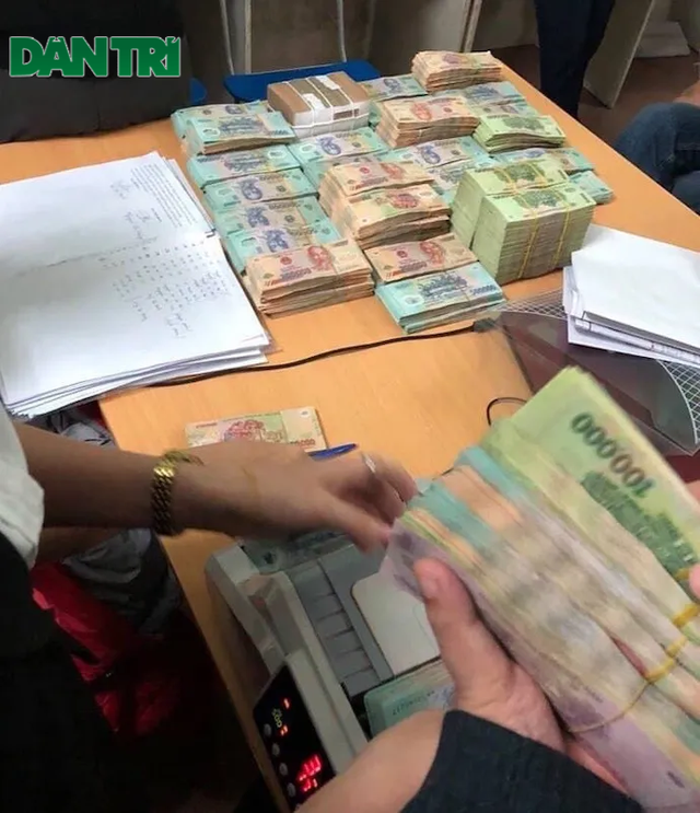 Môi giới bất động sản: Chạy quảng cáo quá tiền lương, nơm nớp lo “cắt máu”