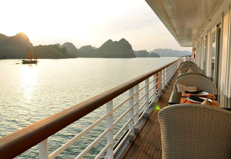 Paradise Elegance Cruise 2days 1nights Vexperi Travel