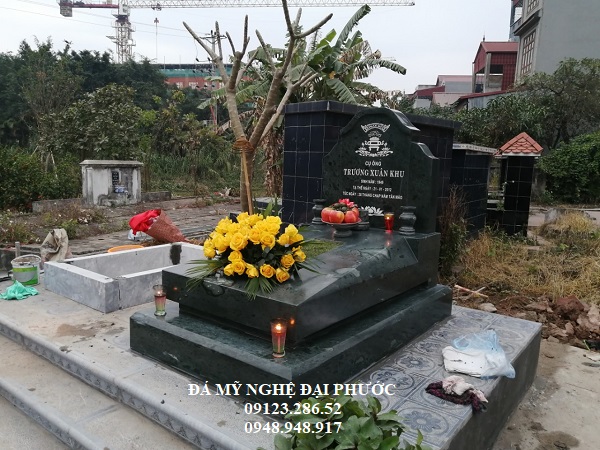  Toàn cảnh khu mộ 2 ông bà