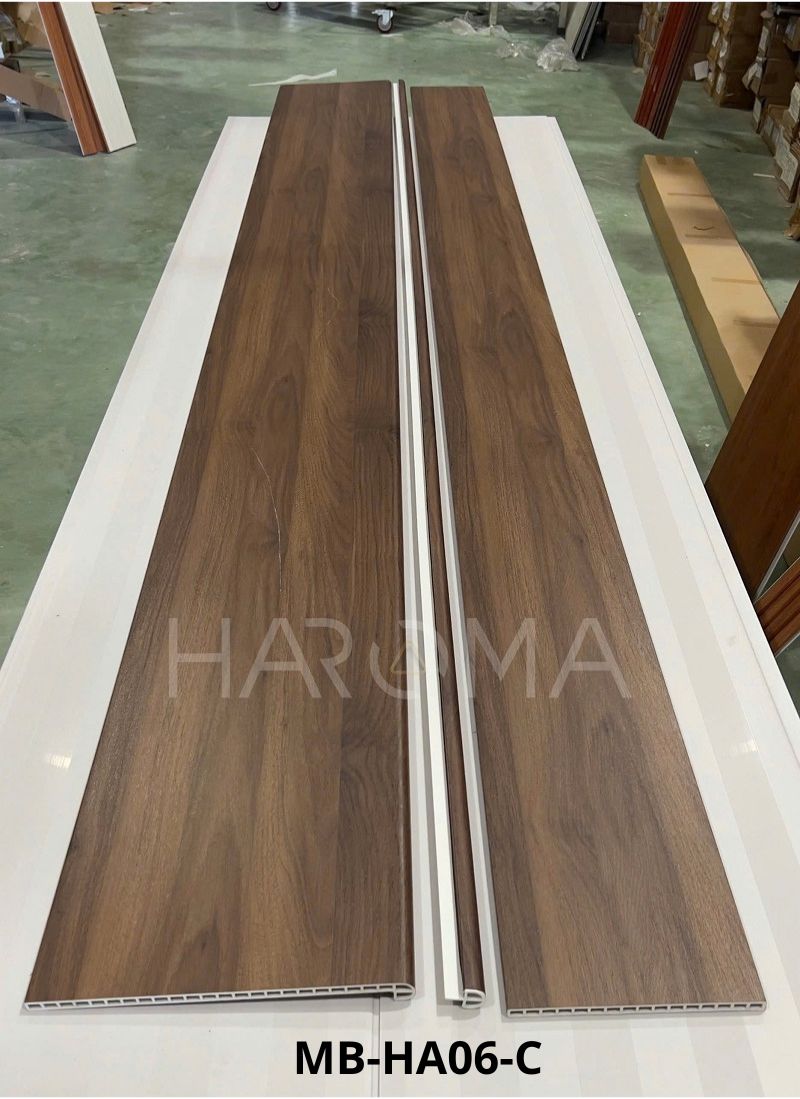 Báo Giá Mặt Bậc Cầu Thang Nhựa Giả Gỗ Mới Nhất – 0912 643 365