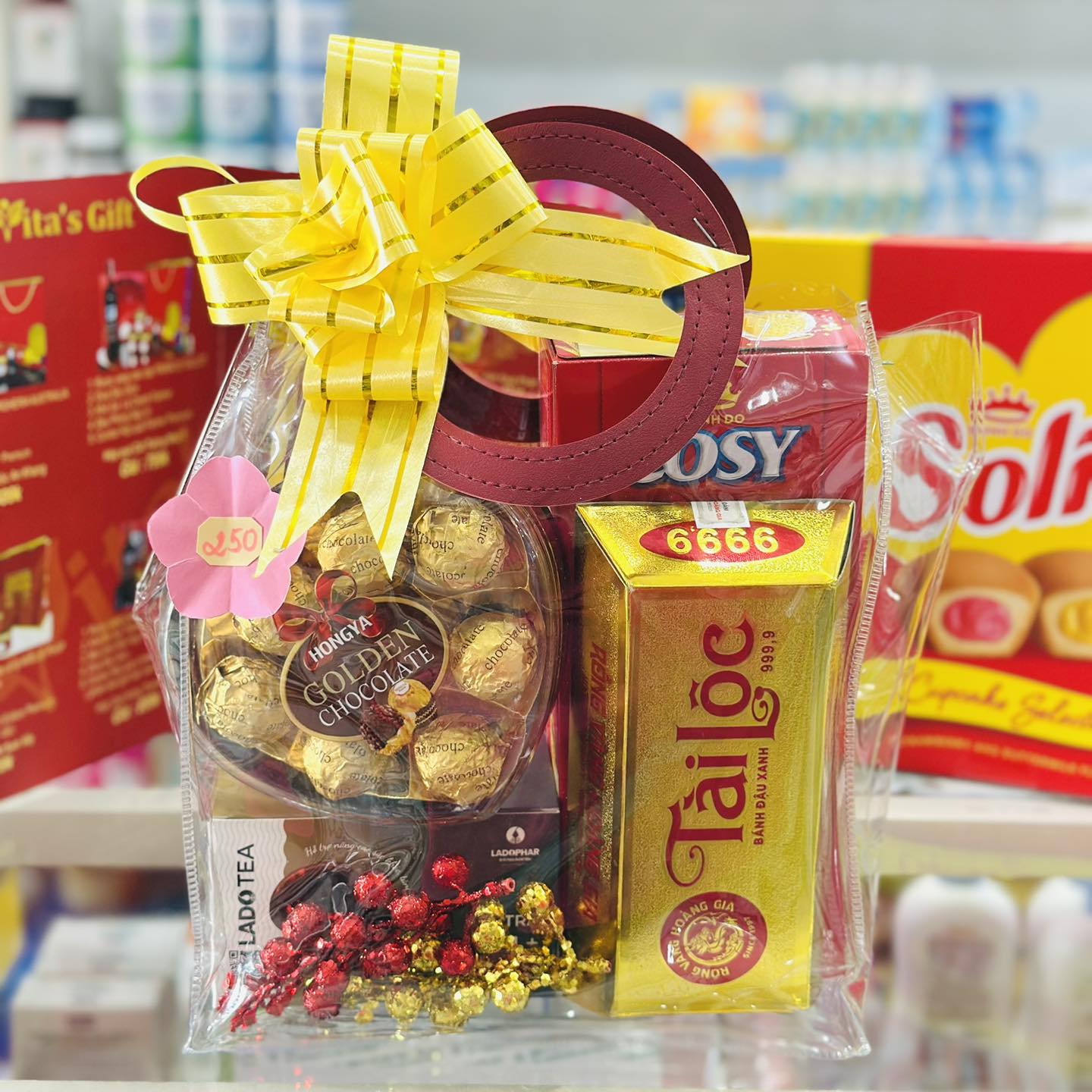 Giỏ Quà Tết Sang Trọng - Món Quà Tết Đặc Biệt, Giá Siêu Ưu Đãi!