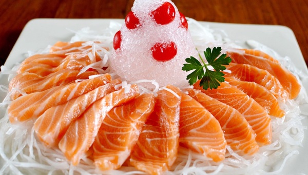 Cá hồi là một trong những thực phẩm chứa nhiều chât Omega 3