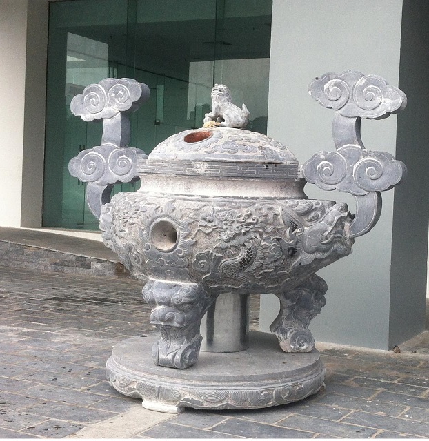 dinh-hoa-vang-bang-da-10-mau-lu-hoa-vang-bang-da-dep