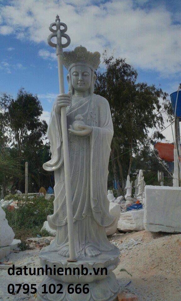 dieu-khac-mau-tuong-dia-tang-bang-da-cam-thach