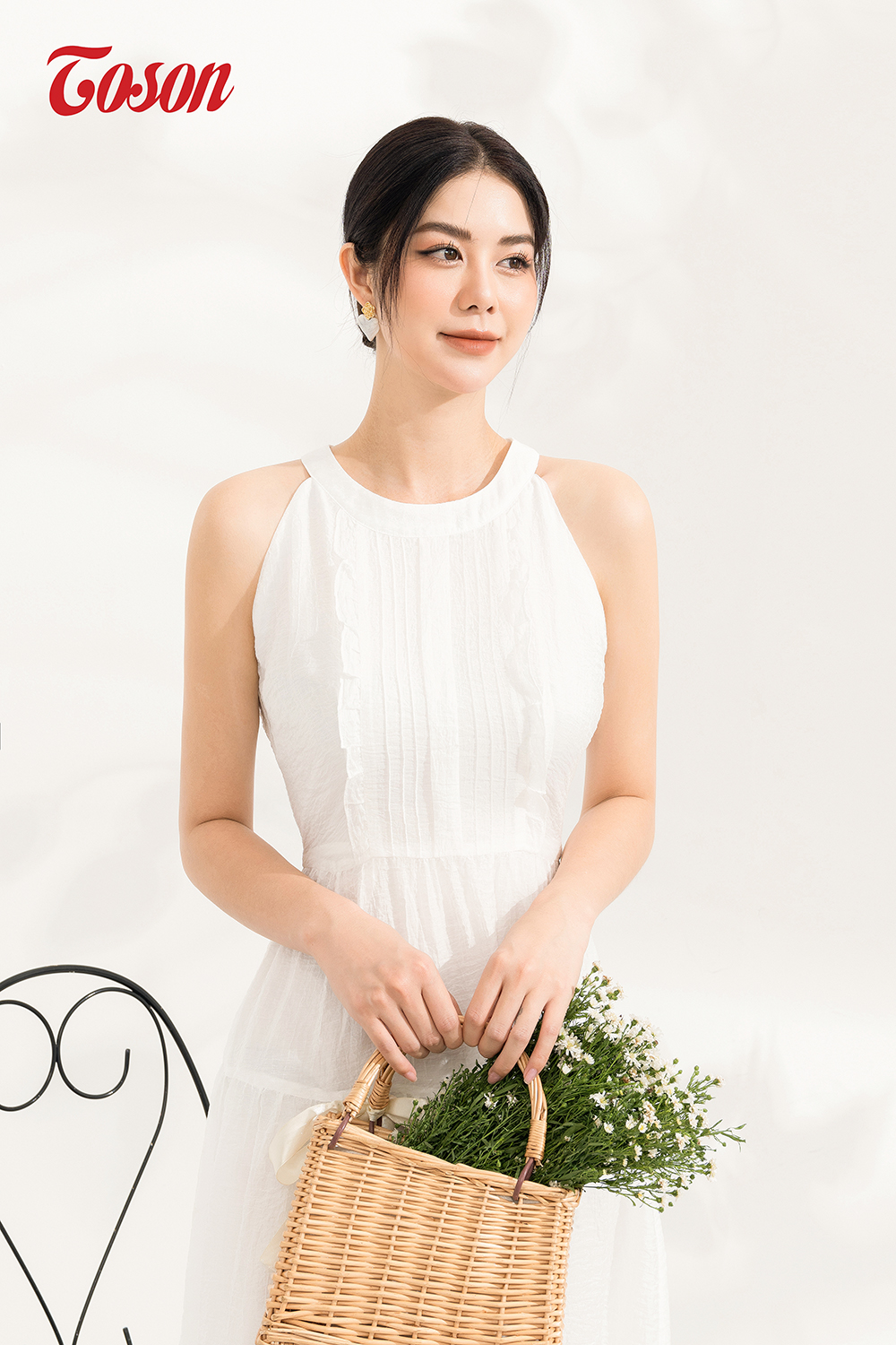 Trong trẻo đầu hạ cùng các thiết kế của Toson