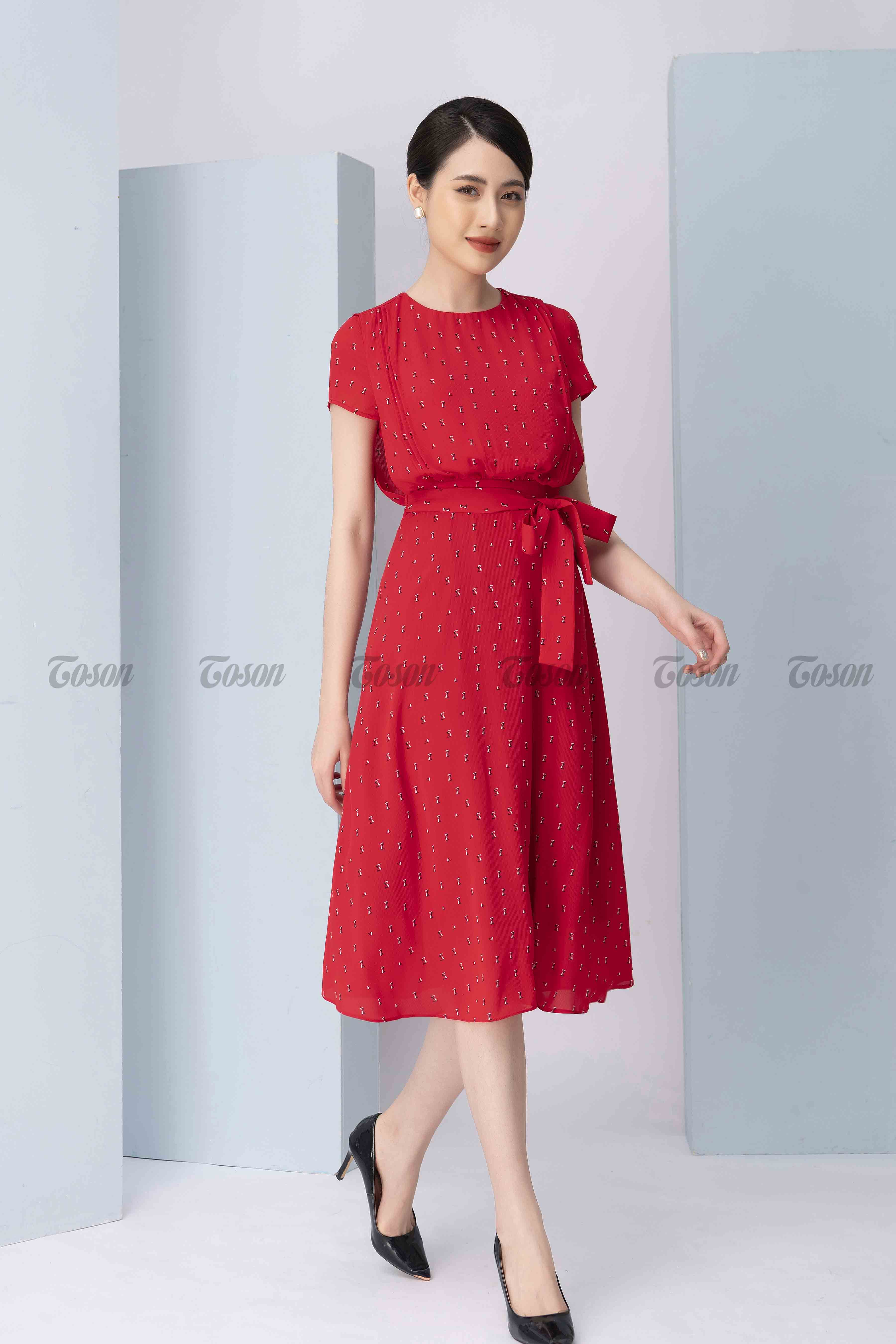 LƯU NGAY 7 OUTFITS THỜI TRANG CÔNG SỞ ĐỂ MẶC ĐẸP CẢ TUẦN.