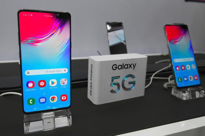 Samsung ra mắt điện thoại 5G đầu tiên trên thế giới