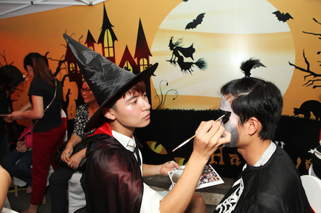 Những Hoạt Động Thú Vị Không Thể Bỏ Qua Trong Dịp Tối Halloween