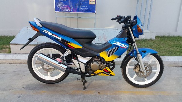 Honda Sonic 125 độ phong cách môtô của dân chơi Sài Gòn  VnExpress