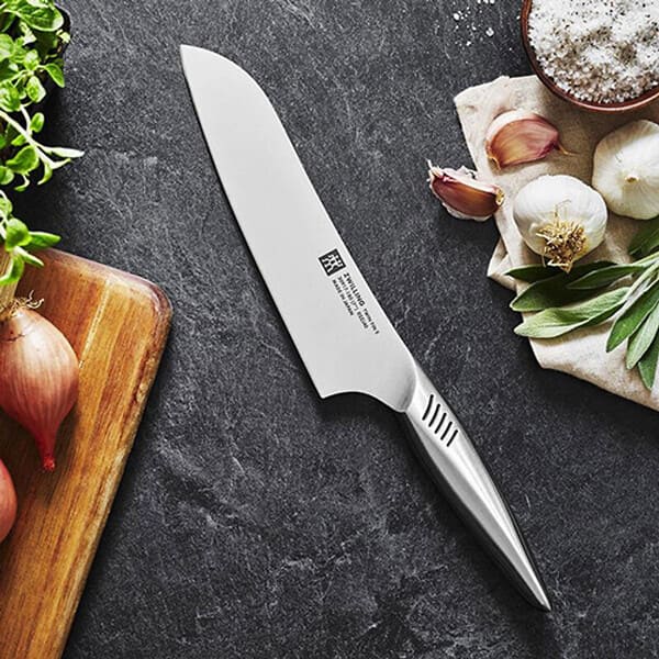 ZWILLING COMBO Dao Santoku Và Mài Dao 2 Lưỡi