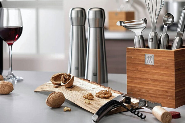 Dụng cụ xay tiêu Inox ZWILLING giúp giữa trọn hương vị