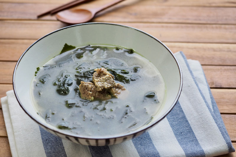 Canh rong biển hoàn thành 3 CÁCH NẤU CANH RONG BIỂN NGON, THANH MÁT