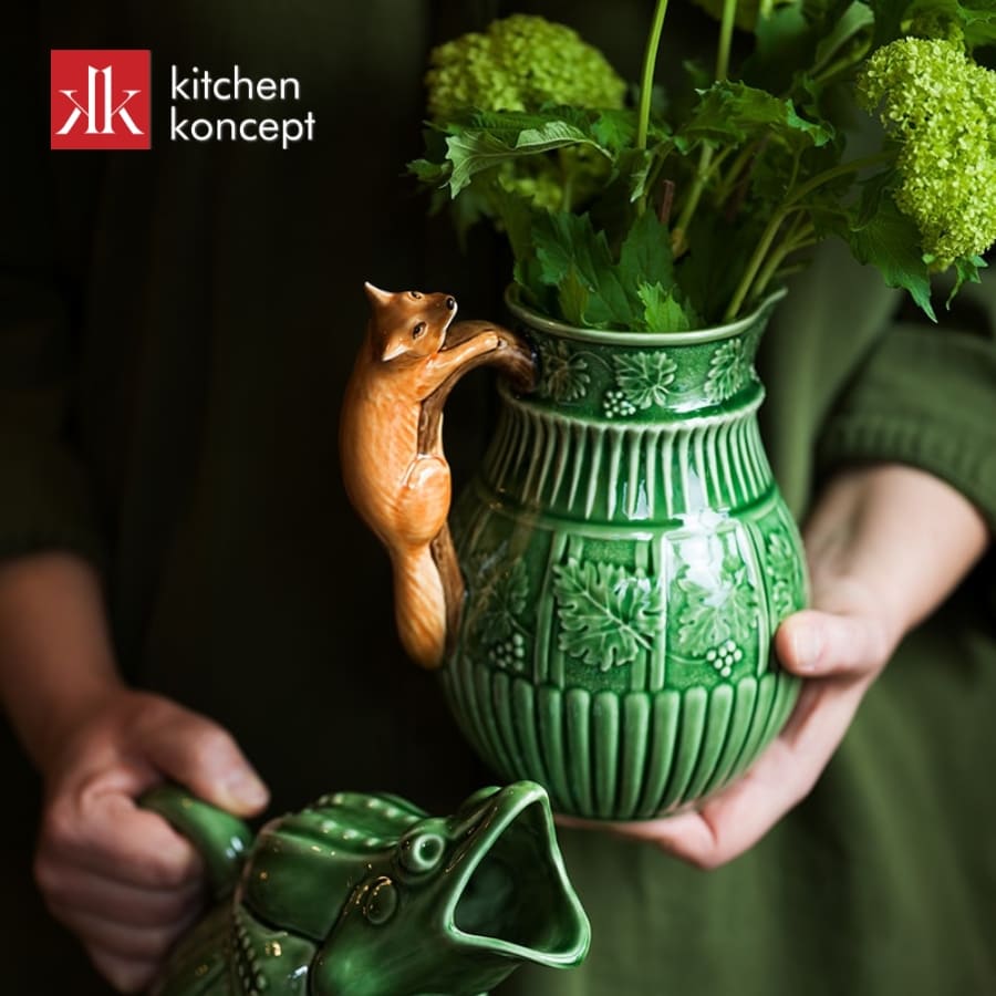 Bình nước gốm mang lại nhiều lợi ích vượt trội