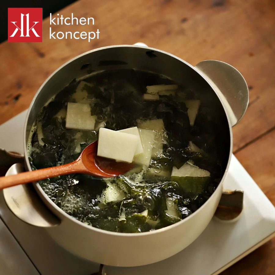 Cách nấu canh rong biển không bị tanh