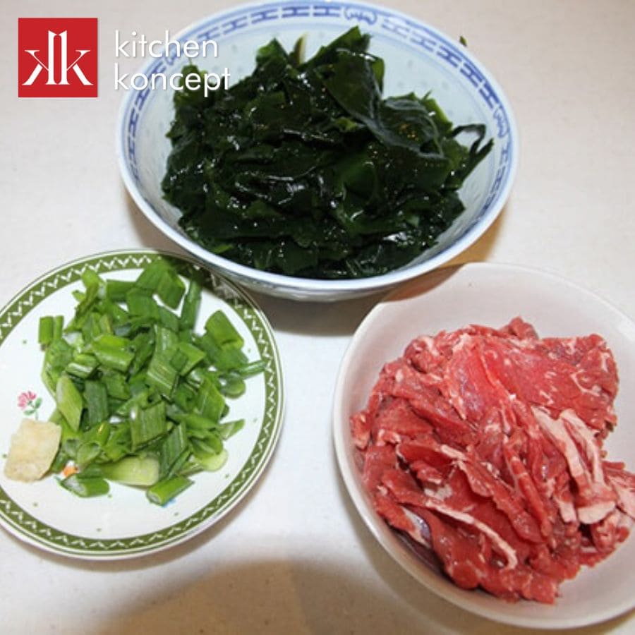 Nguyên liệu canh rong biển thịt bò