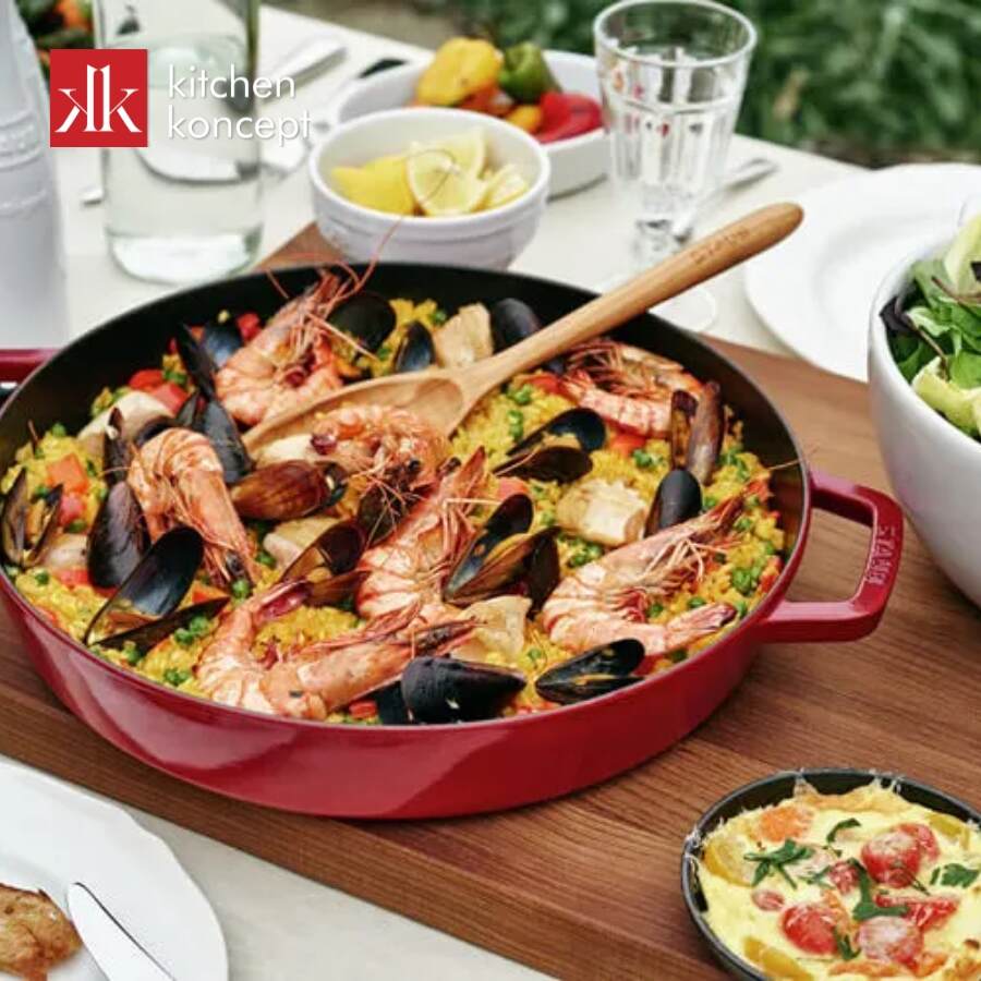 Chảo gang tráng men Staub cao cấp