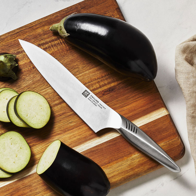 Dao Chef FIN 2 ZWILLING nổi bật với thiết kế ấn tượng