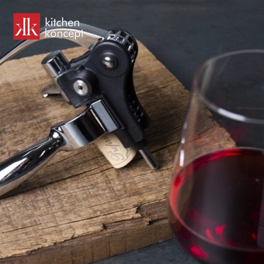 Dụng cụ khui rượu tiện lợi