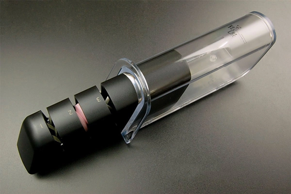 Dụng cụ mài dao với thiết kế 3 lưỡi mài