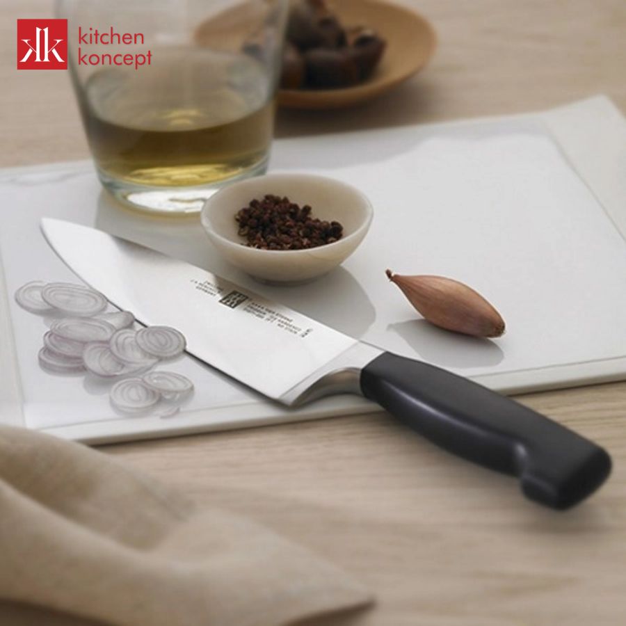 Lưu ý vệ sinh và sử dụng dao Santoku Four Star ZWILLING