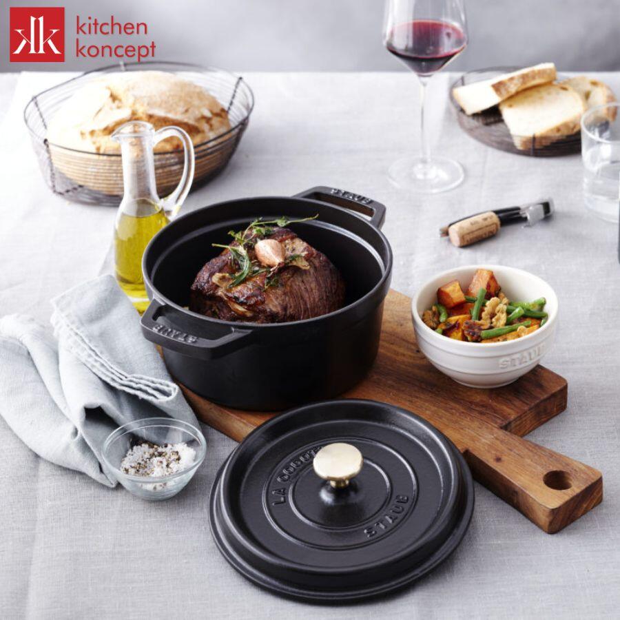 nồi gang tròn STAUB màu đen
