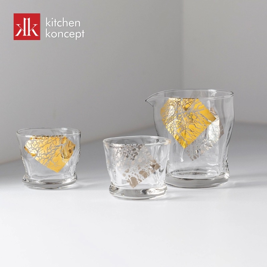 Ly rượu sake truyền thống
