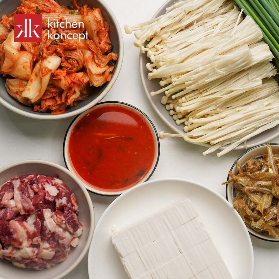 Nguyên liệu nấu canh kim chi thịt bò