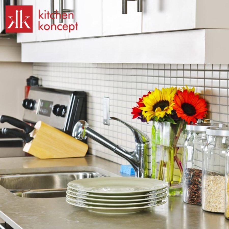 Nhà bếp sáng bóng khi đã được khử mùi và dọn dẹp