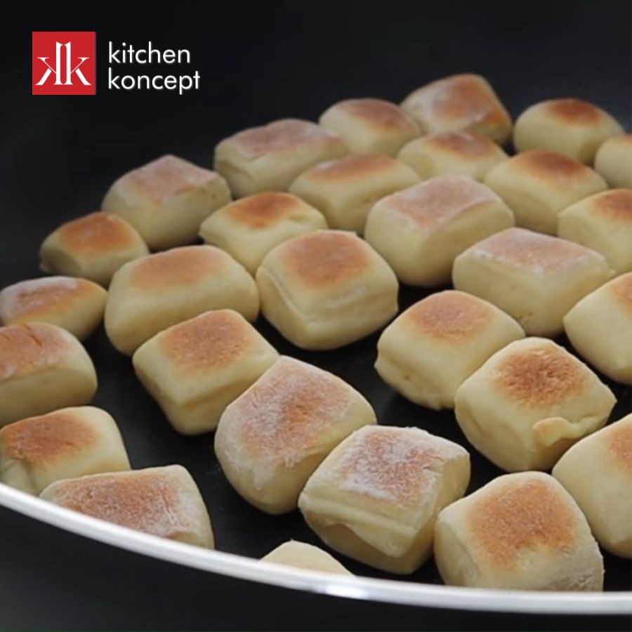 Nướng bánh bằng chảo