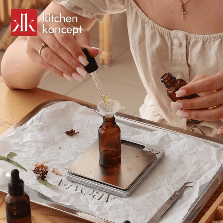 Pha tinh dầu tạo mùi thơm cá nhân