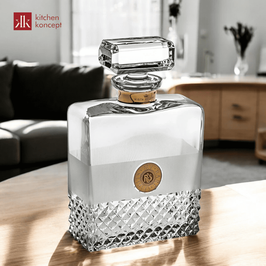 Thích hợp để đựng và phục vụ whisky hoặc rượu mạnh 